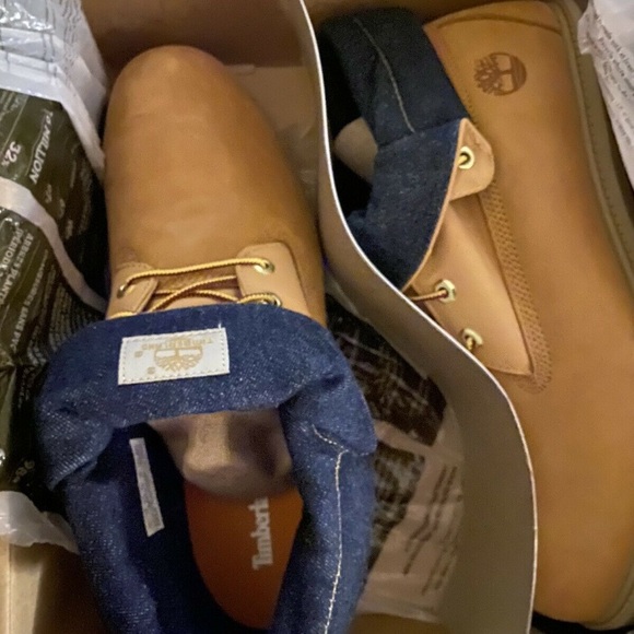 Timberlands Heritage Roll Top Boot - Picture 2 of 4